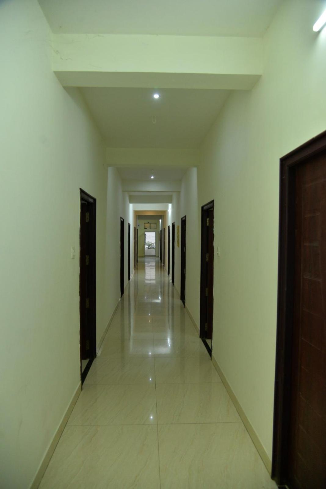 Arivu Lodge Ac Anaimalai Exterior photo